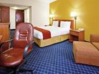 фото отеля Holiday Inn Express Hotel & Suites Nashville - I-40 & 1-24 Spence Lane