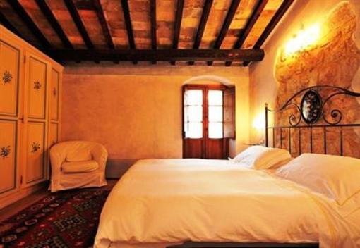 фото отеля Antica Torre Del Nera Apartments Scheggino