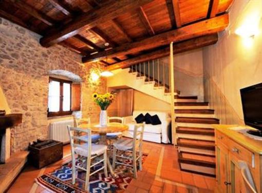 фото отеля Antica Torre Del Nera Apartments Scheggino