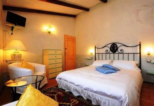фото отеля Antica Torre Del Nera Apartments Scheggino