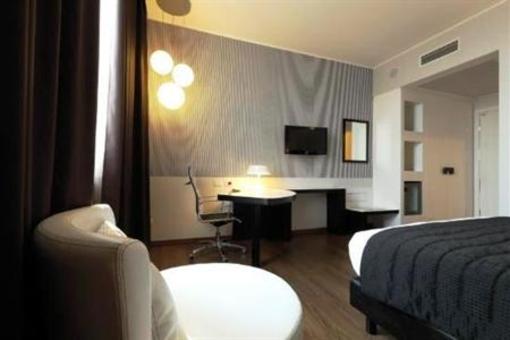 фото отеля Royal Exeter Hotel