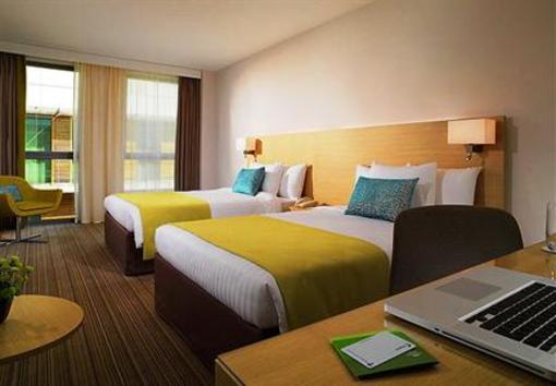 фото отеля Courtyard by Marriott Montpellier