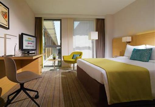 фото отеля Courtyard by Marriott Montpellier