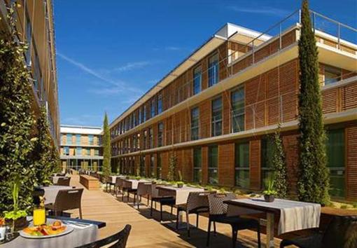 фото отеля Courtyard by Marriott Montpellier