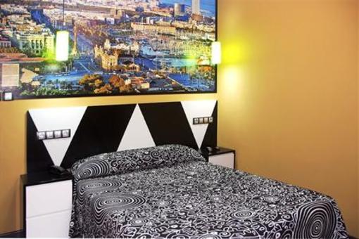 фото отеля Hotel Jc Rooms Santa Ana Madrid