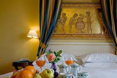 фото отеля Riz Ferrari Hotel