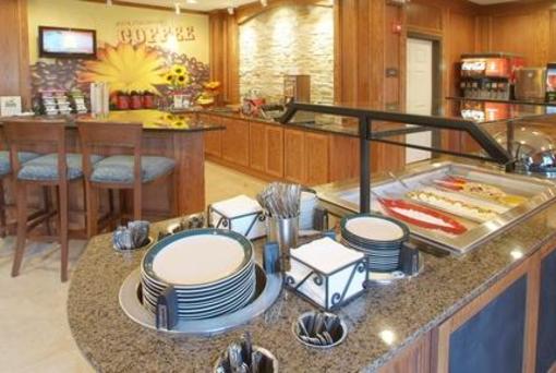 фото отеля Staybridge Suites Kansas City - Independence