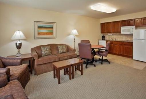 фото отеля Staybridge Suites Kansas City - Independence