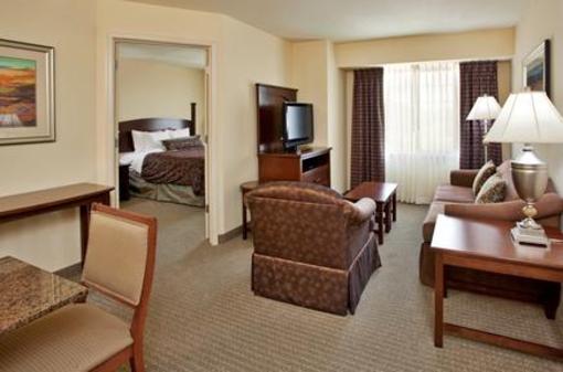 фото отеля Staybridge Suites Kansas City - Independence