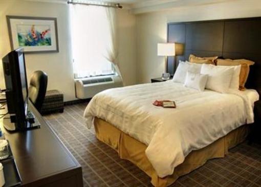 фото отеля Crowne Plaza Toronto Airport