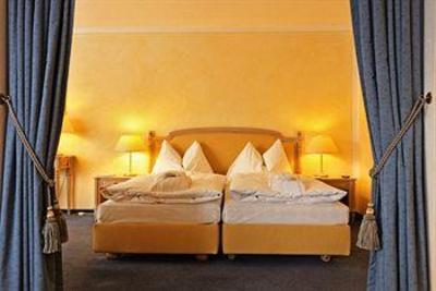 фото отеля Quadratscha Swiss Quality Hotel Samedan
