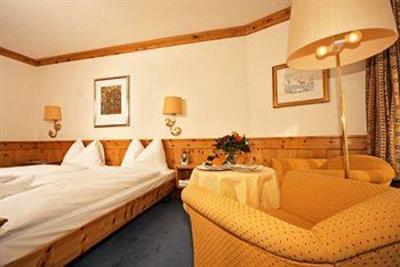 фото отеля Quadratscha Swiss Quality Hotel Samedan