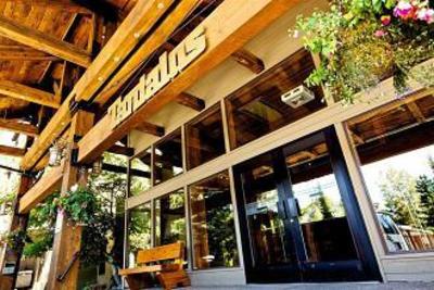 фото отеля Tantalus Lodge