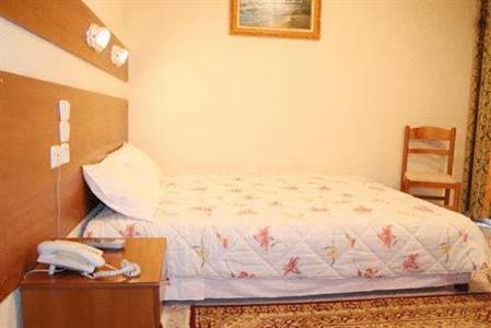 фото отеля Hotel Famissi