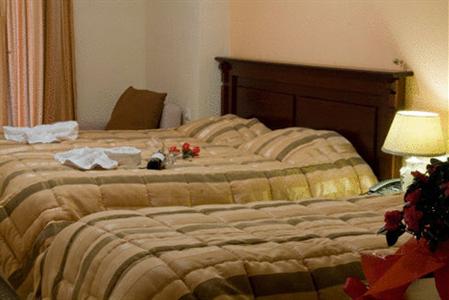 фото отеля Hotel Famissi
