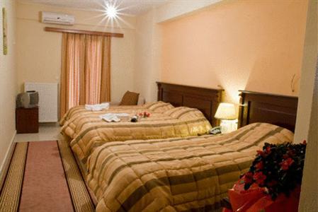 фото отеля Hotel Famissi