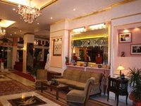 Hotel Famissi