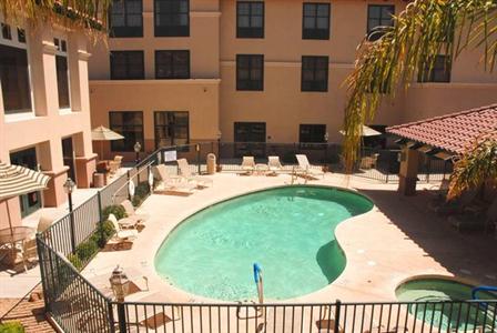 фото отеля Hampton Inn & Suites Goodyear