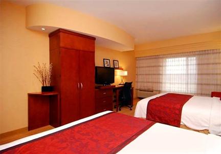 фото отеля Courtyard by Marriott Arlington South