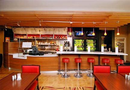 фото отеля Courtyard by Marriott Arlington South