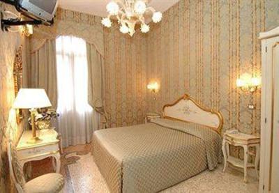 фото отеля Residenza San Maurizio Venice