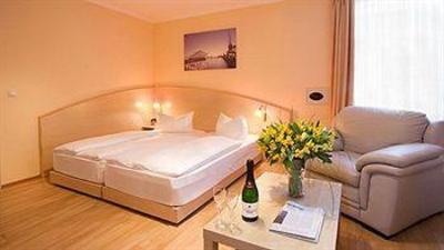 фото отеля Amedia Hotel Hamburg Moorfleet