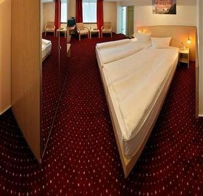 фото отеля Amedia Hotel Hamburg Moorfleet