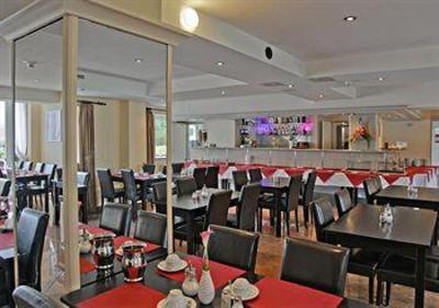 фото отеля Amedia Hotel Hamburg Moorfleet