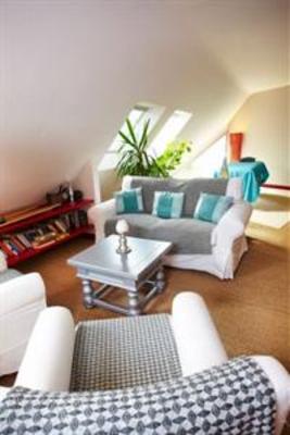 фото отеля Carnac Lodge & Hotel