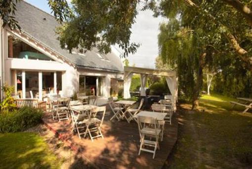фото отеля Carnac Lodge & Hotel