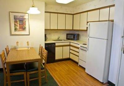 фото отеля Residence Inn Lansing West