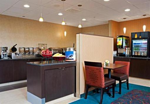 фото отеля Residence Inn Lansing West
