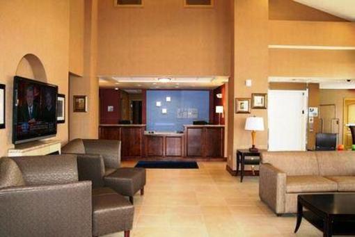 фото отеля Holiday Inn Express Willows
