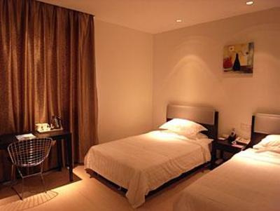 фото отеля Yuelongting Fashion Hotel