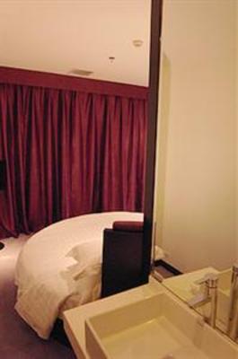 фото отеля Yuelongting Fashion Hotel