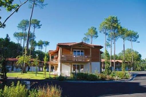 фото отеля Les Cottages Du lac Residence Parentis-en-Born