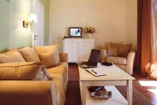 фото отеля Les Cottages Du lac Residence Parentis-en-Born