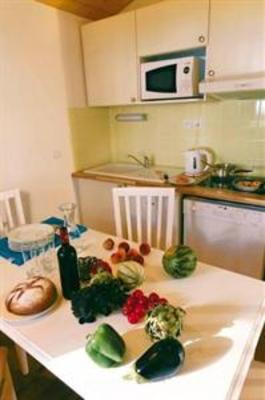фото отеля Les Cottages Du lac Residence Parentis-en-Born