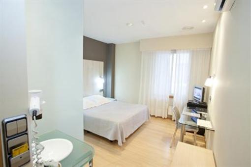 фото отеля Hotel Avenida A Coruna