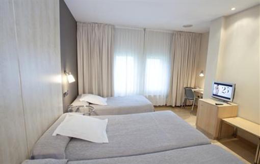 фото отеля Hotel Avenida A Coruna