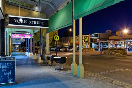 фото отеля Best Western Albany Motel & Apartments