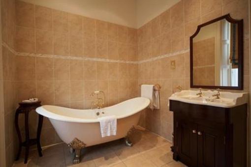 фото отеля Channings Hotel