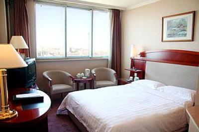 фото отеля Green Hotel Shenyang
