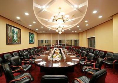 фото отеля Green Hotel Shenyang