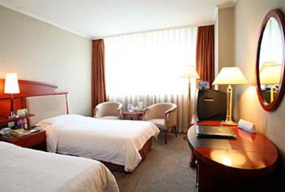 фото отеля Green Hotel Shenyang