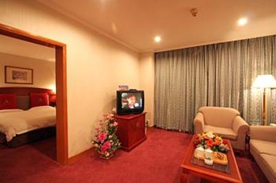 фото отеля Green Hotel Shenyang