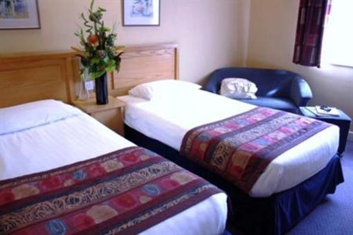 фото отеля Hallmark Inn