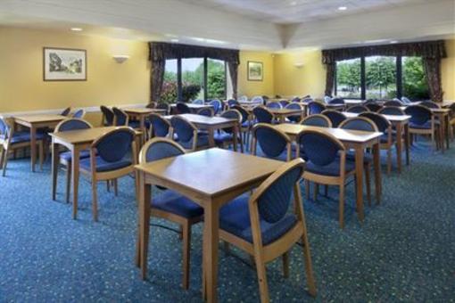 фото отеля Holiday Inn Express Stafford M6 Jct. 13