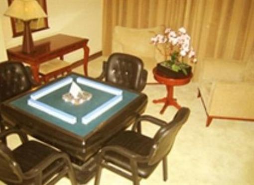 фото отеля Holiday Dynasty Hotel