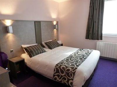 фото отеля TourhOtel